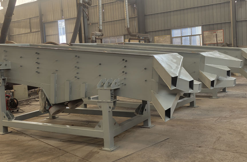 Linear vibrating screen